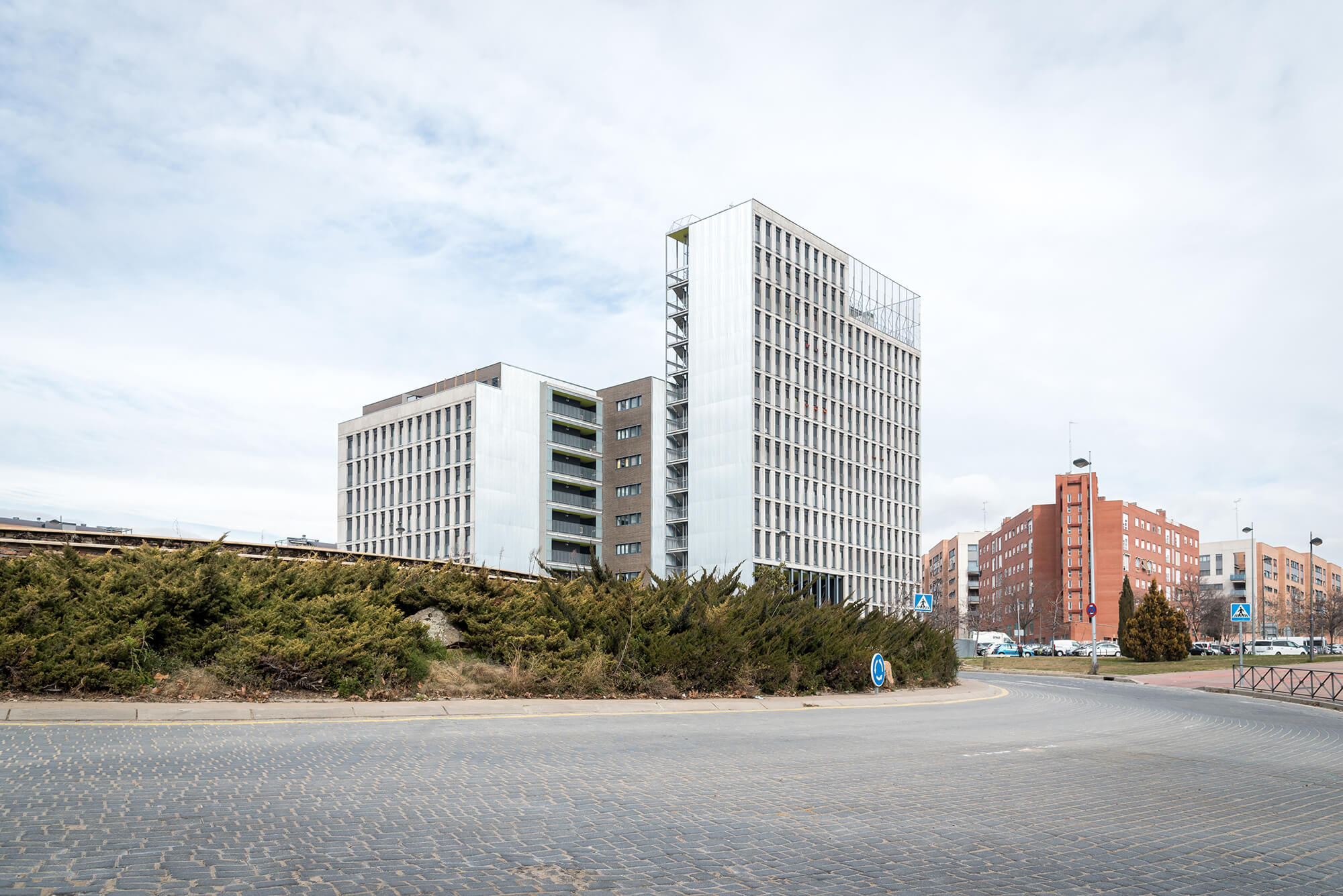 Renta Corporación, comprar edificio barcelona y madrid